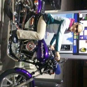 Meet your Posher, Crystal